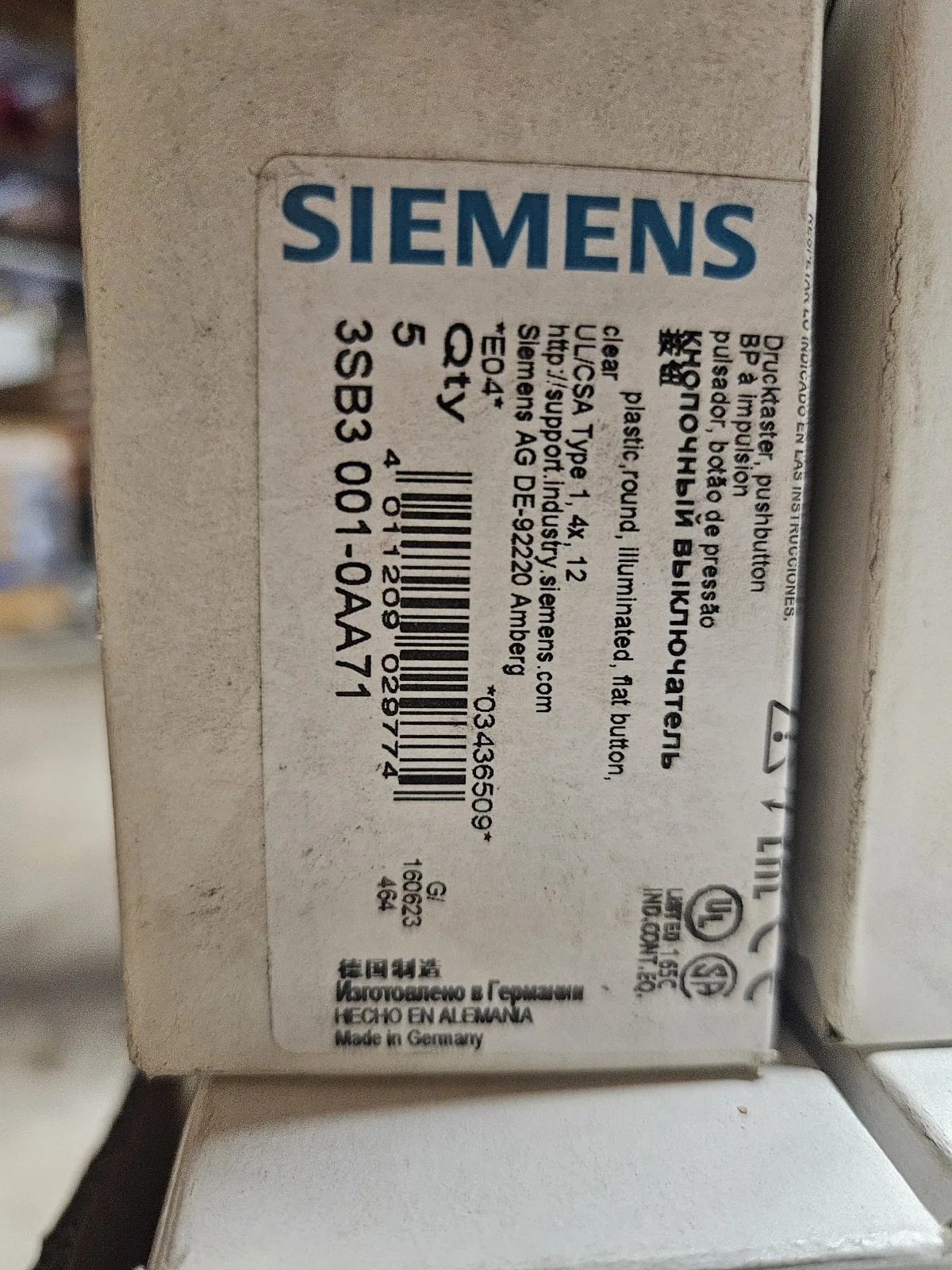 Siemens 3SB3001-0AA71 – przycisk podświetlany 22 mm – zdjęcie 2